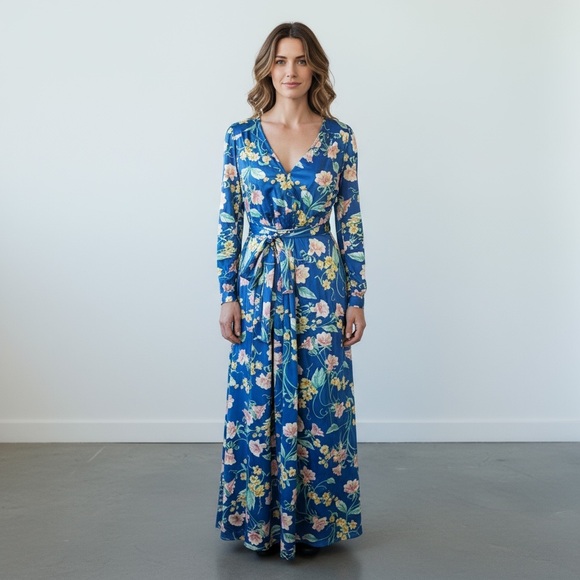 🌼 Vintage 1970s Vanity Fair Floral Maxi Dress – Size M - Picture 2 of 12